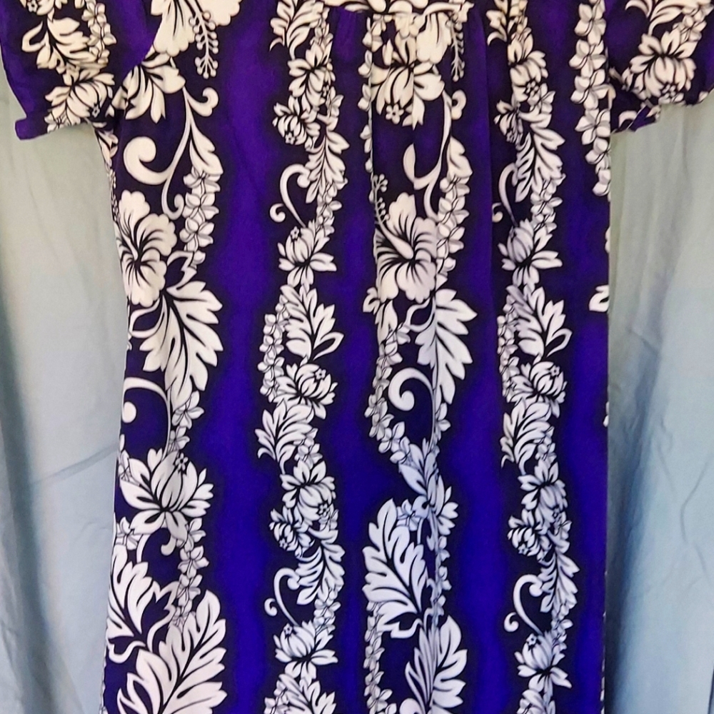 Royal Creations Hawaiian MuuMuu dress